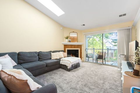 Tiny photo for 1721 Chesapeake Lane #4, Schaumburg, IL 60193 (MLS # 12484400)