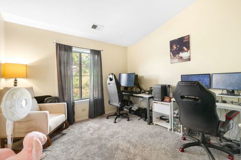 Tiny photo for 1721 Chesapeake Lane #4, Schaumburg, IL 60193 (MLS # 12484400)