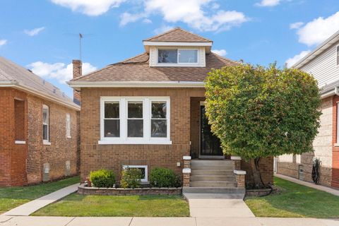 Photo of 2636 Grove Avenue, Berwyn, IL 60402 (MLS # 12468133)