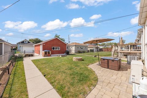 Tiny photo for 2636 Grove Avenue, Berwyn, IL 60402 (MLS # 12468133)