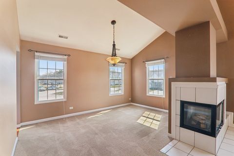 Tiny photo for 134 Arboretum Drive #134, Lombard, IL 60148 (MLS # 12599347)