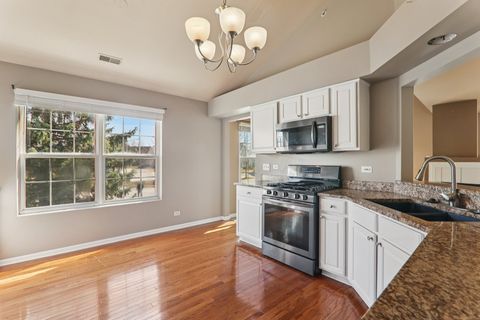 Tiny photo for 134 Arboretum Drive #134, Lombard, IL 60148 (MLS # 12599347)