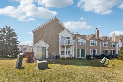 Tiny photo for 134 Arboretum Drive #134, Lombard, IL 60148 (MLS # 12599347)