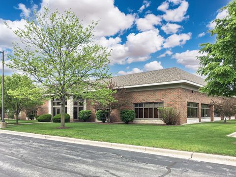 Photo of 1776 Legacy Circle #117, Naperville, IL 60563 (MLS # 12502362) Photo of 1776 Legacy Circle #117, Naperville, IL 60563 (MLS # 12502362)