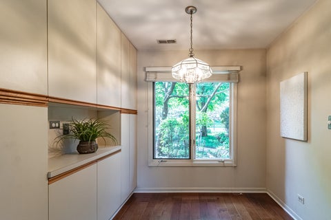 Tiny photo for 1071 Deerfield Place, Highland Park, IL 60035 (MLS # 12738812)