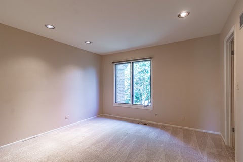 Tiny photo for 1071 Deerfield Place, Highland Park, IL 60035 (MLS # 12738812)