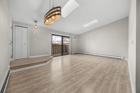 Tiny photo for 16 Echo Court #17, Vernon Hills, IL 60061 (MLS # 12524905)