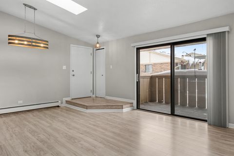 Tiny photo for 16 Echo Court #17, Vernon Hills, IL 60061 (MLS # 12524905)