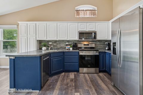 Tiny photo for 1028 Orchard Lake Drive, Aurora, IL 60506 (MLS # 12396183)