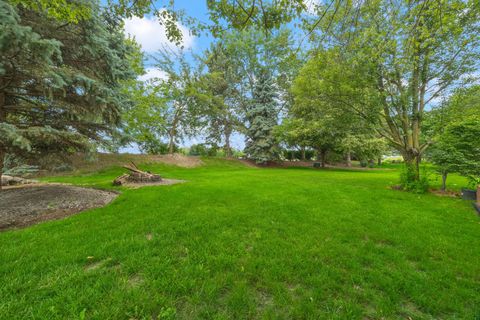 Tiny photo for 1669 Pinnacle Court, Aurora, IL 60502 (MLS # 12376433)