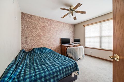 Tiny photo for 1669 Pinnacle Court, Aurora, IL 60502 (MLS # 12376433)