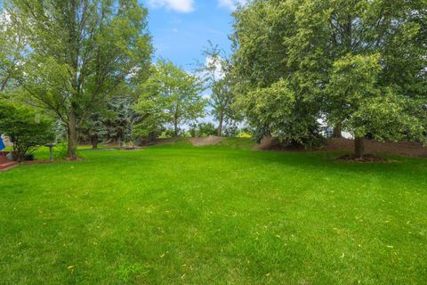 Tiny photo for 1669 Pinnacle Court, Aurora, IL 60502 (MLS # 12376433)