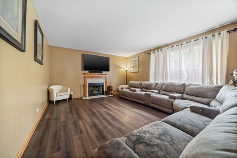 Tiny photo for 1669 Pinnacle Court, Aurora, IL 60502 (MLS # 12376433)