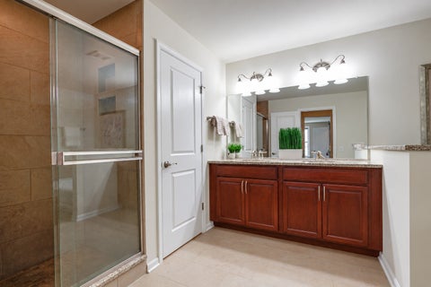 Tiny photo for 335 Camberley Lane, Lincolnshire, IL 60069 (MLS # 12751667)