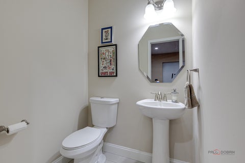 Tiny photo for 335 Camberley Lane, Lincolnshire, IL 60069 (MLS # 12751667)