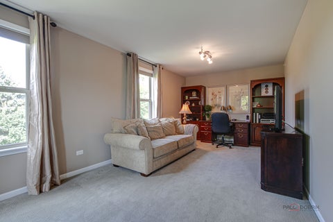 Tiny photo for 335 Camberley Lane, Lincolnshire, IL 60069 (MLS # 12751667)