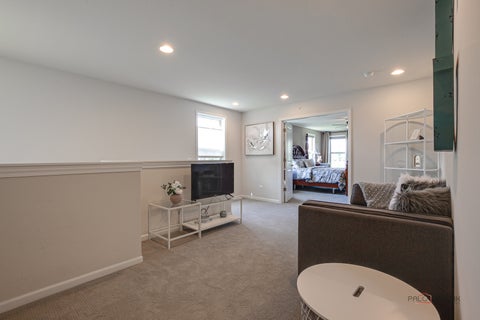 Tiny photo for 335 Camberley Lane, Lincolnshire, IL 60069 (MLS # 12751667)