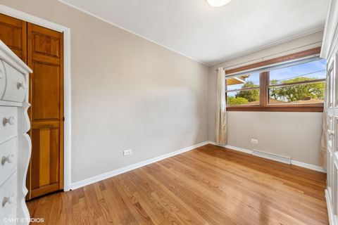 Tiny photo for 769 S FAIRVIEW Avenue, Elmhurst, IL 60126 (MLS # 12439573)