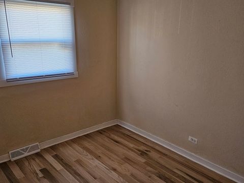 Tiny photo for 15229 HONORE Avenue, Harvey, IL 60426 (MLS # 12586597)