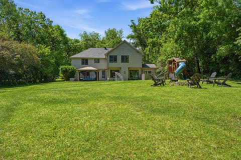 Tiny photo for 26792 W LAKEVIEW Drive S, Lake Barrington, IL 60084 (MLS # 12717713)