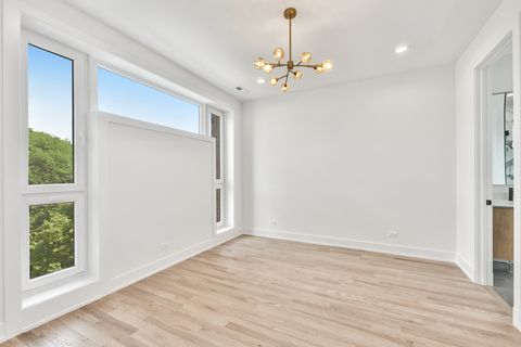 Tiny photo for 2147 W Adams Street #3S, Chicago, IL 60612 (MLS # 12534473)