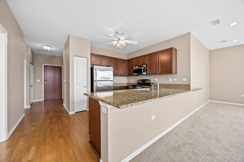 Tiny photo for 801 Village Center Drive #302, Burr Ridge, IL 60527 (MLS # 12719520)