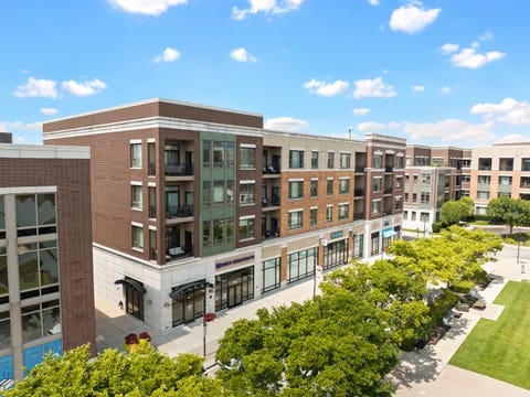 Photo of 801 Village Center Drive #302, Burr Ridge, IL 60527 (MLS # 12719520)