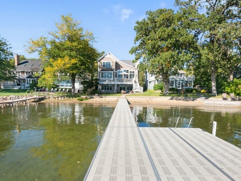 Photo of 937 N Shore Drive, Crystal Lake, IL 60014 (MLS # 12775121)