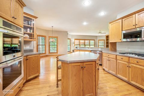 Tiny photo for 833 Carolyn Court, Elburn, IL 60119 (MLS # 12462959)