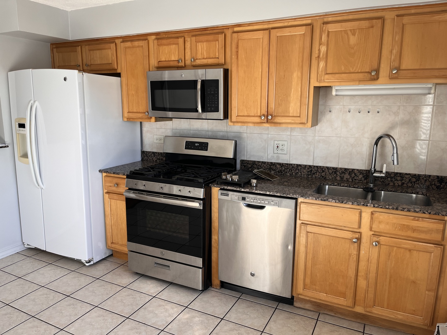 427 S Euclid Avenue H