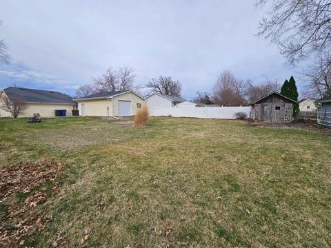 Tiny photo for 4506 26th Avenue, Moline, IL 61265 (MLS # 12599662)