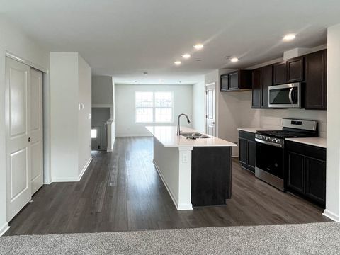 Tiny photo for 305 Foxglove Drive, Bartlett, IL 60103 (MLS # 12487315)