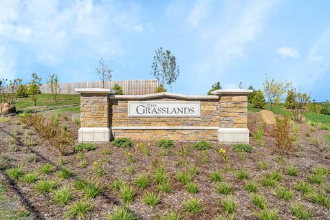 Tiny photo for 305 Foxglove Drive, Bartlett, IL 60103 (MLS # 12487315)