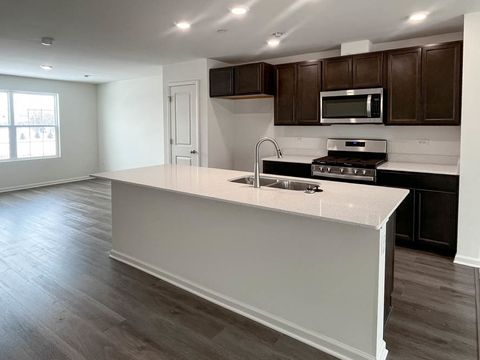 Tiny photo for 305 Foxglove Drive, Bartlett, IL 60103 (MLS # 12487315)