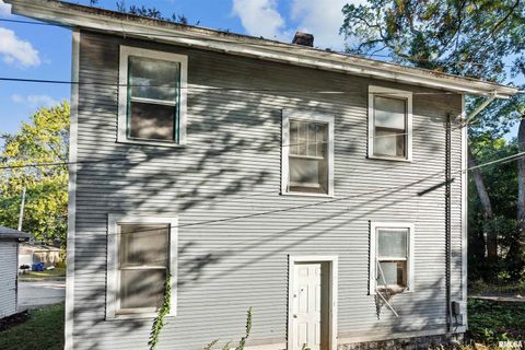 Tiny photo for 209 E 13TH Street, Davenport, IA 52803 (MLS # QC4268710)