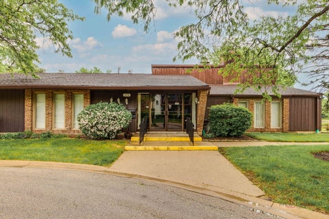 Tiny photo for 1500 Harbour Drive #4Q, Wheeling, IL 60090 (MLS # 12720729)