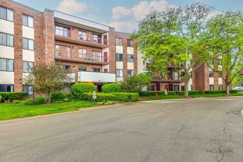 Tiny photo for 1500 Harbour Drive #4Q, Wheeling, IL 60090 (MLS # 12720729)