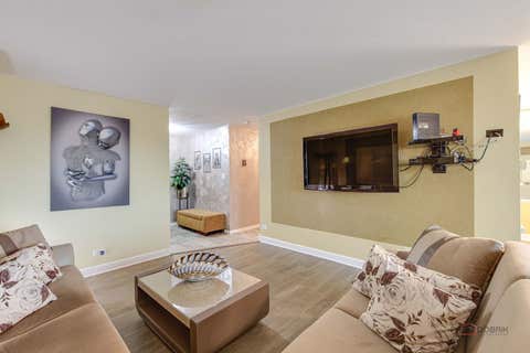 Tiny photo for 1500 Harbour Drive #4Q, Wheeling, IL 60090 (MLS # 12720729)