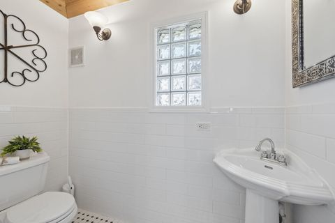 Tiny photo for 421 E School Street, Naperville, IL 60540 (MLS # 12585077)