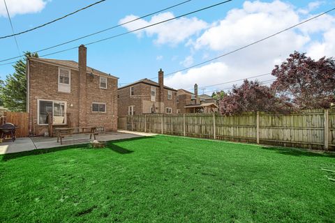Tiny photo for 2910 N Neva Avenue, Chicago, IL 60634 (MLS # 12660179)