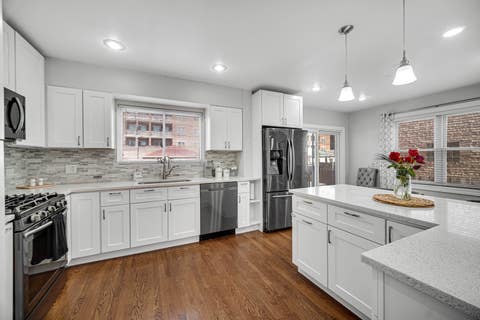 Tiny photo for 2910 N Neva Avenue, Chicago, IL 60634 (MLS # 12660179)