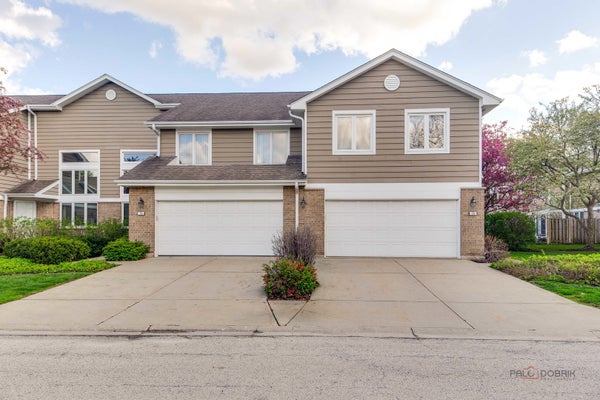 73 WOODSTONE DR, BUFFALO GROVE, IL 60089 - Image e79f2dfb27736bf8a8caa93f8cffbbed/1123687994