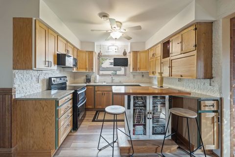 Tiny photo for 8508 Fox River Road, Waterford, WI 53185 (MLS # 12507553)