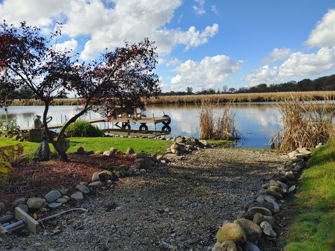 Tiny photo for 8508 Fox River Road, Waterford, WI 53185 (MLS # 12507553)