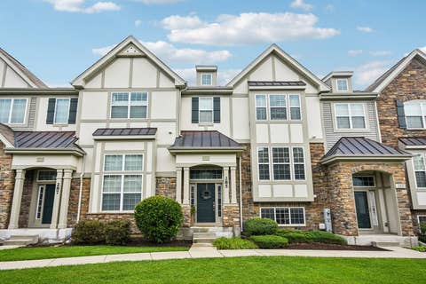 Photo of 285 Bennett Drive, Carol Stream, IL 60188 (MLS # 12730847)