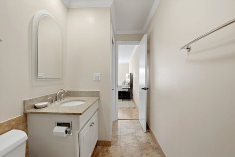 Tiny photo for 400 Ascot Drive #1E, Park Ridge, IL 60068 (MLS # 12593009)