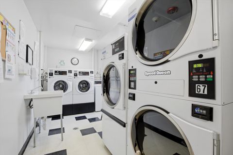 Tiny photo for 400 Ascot Drive #1E, Park Ridge, IL 60068 (MLS # 12593009)