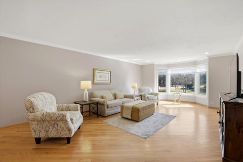 Tiny photo for 400 Ascot Drive #1E, Park Ridge, IL 60068 (MLS # 12593009)