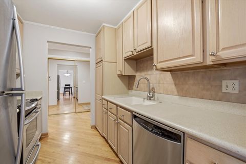 Tiny photo for 400 Ascot Drive #1E, Park Ridge, IL 60068 (MLS # 12593009)