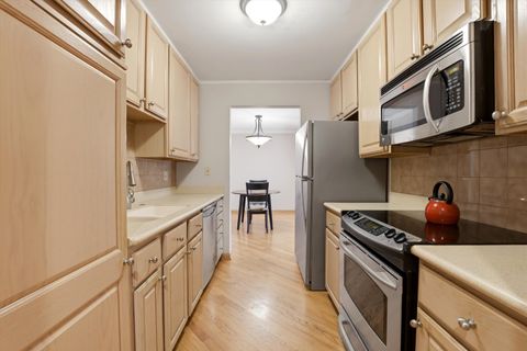 Tiny photo for 400 Ascot Drive #1E, Park Ridge, IL 60068 (MLS # 12593009)